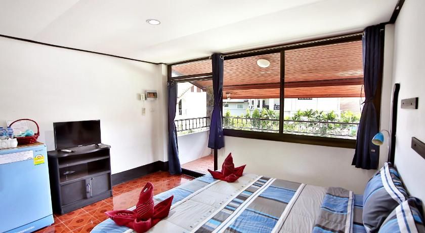 Lotus Friendly Hotel Standard Double Room 7