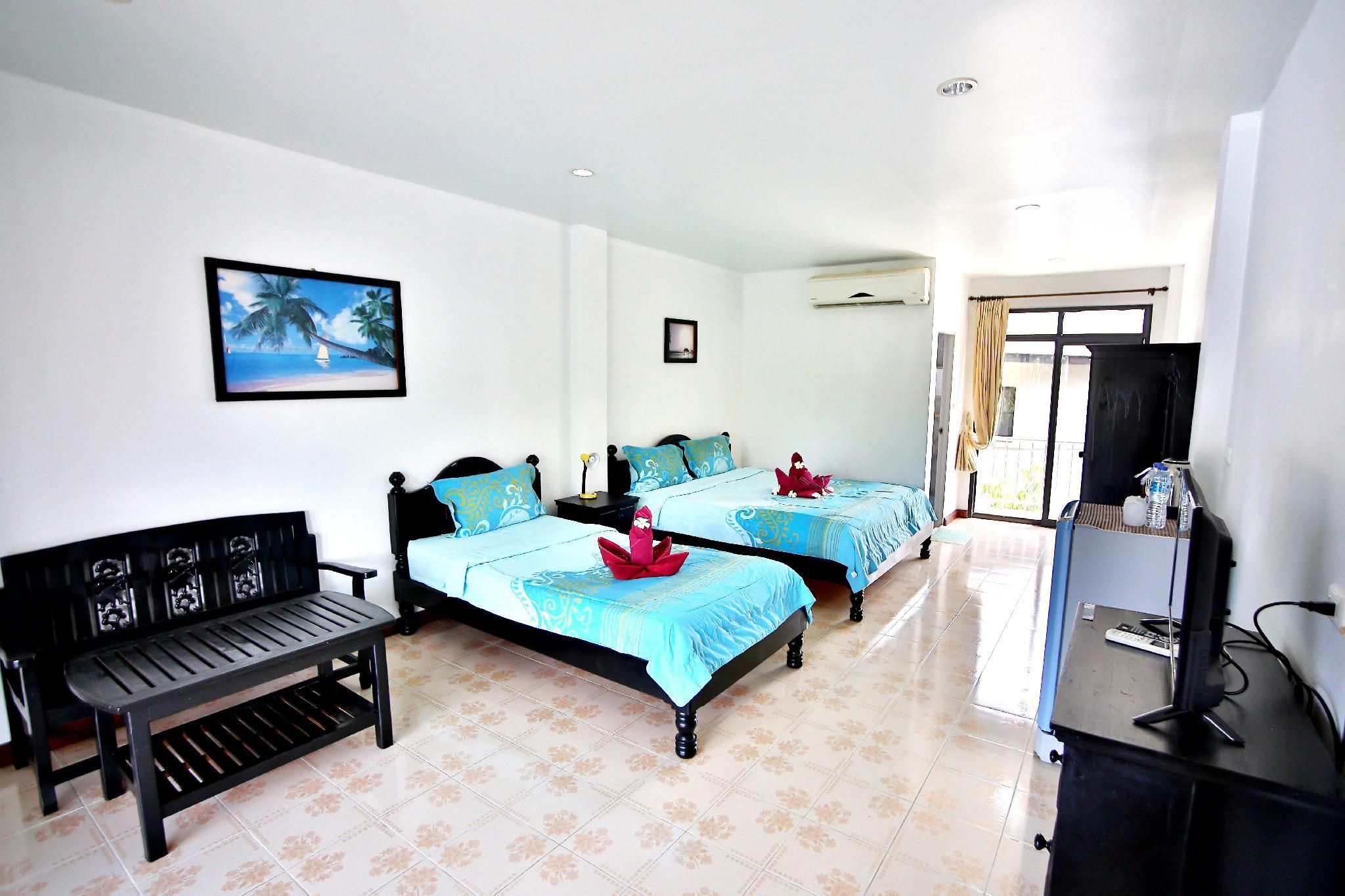 Lotus Friendly Hotel Triple Room 12