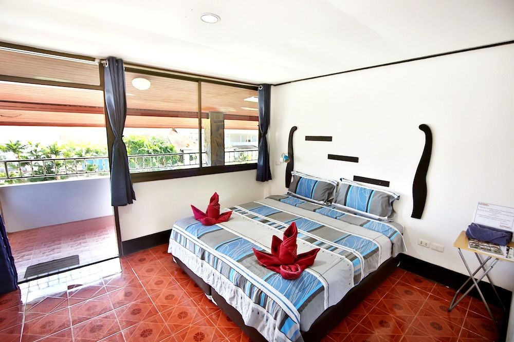 Lotus Friendly Hotel Standard Double Room 8