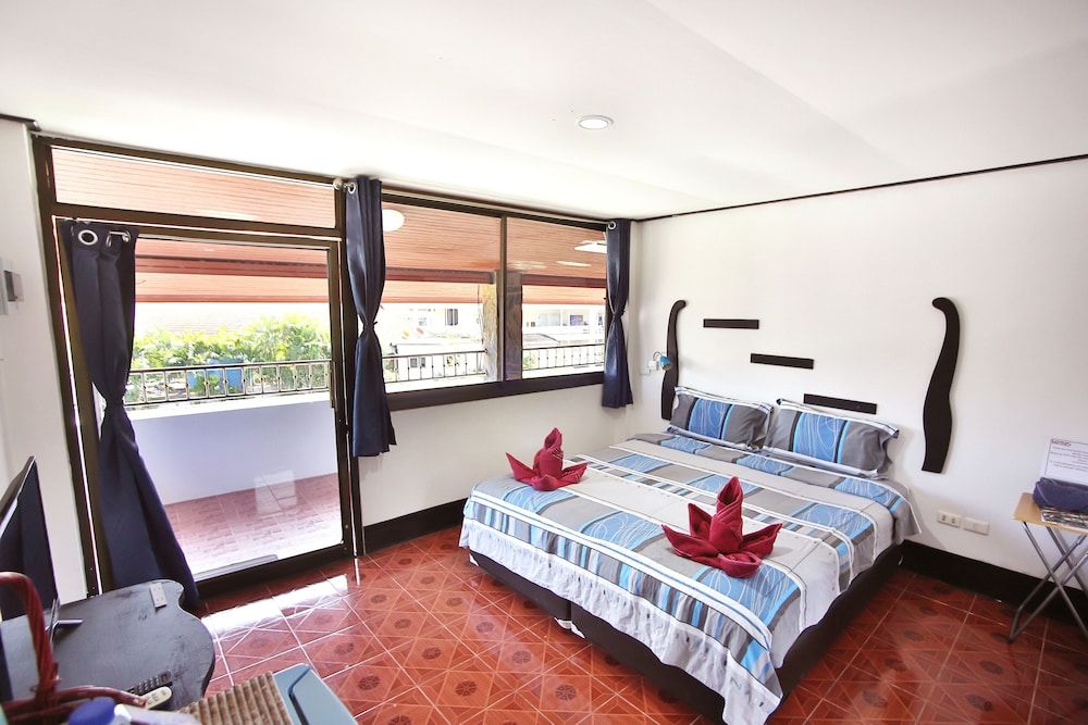 Lotus Friendly Hotel Standard Double Room 11