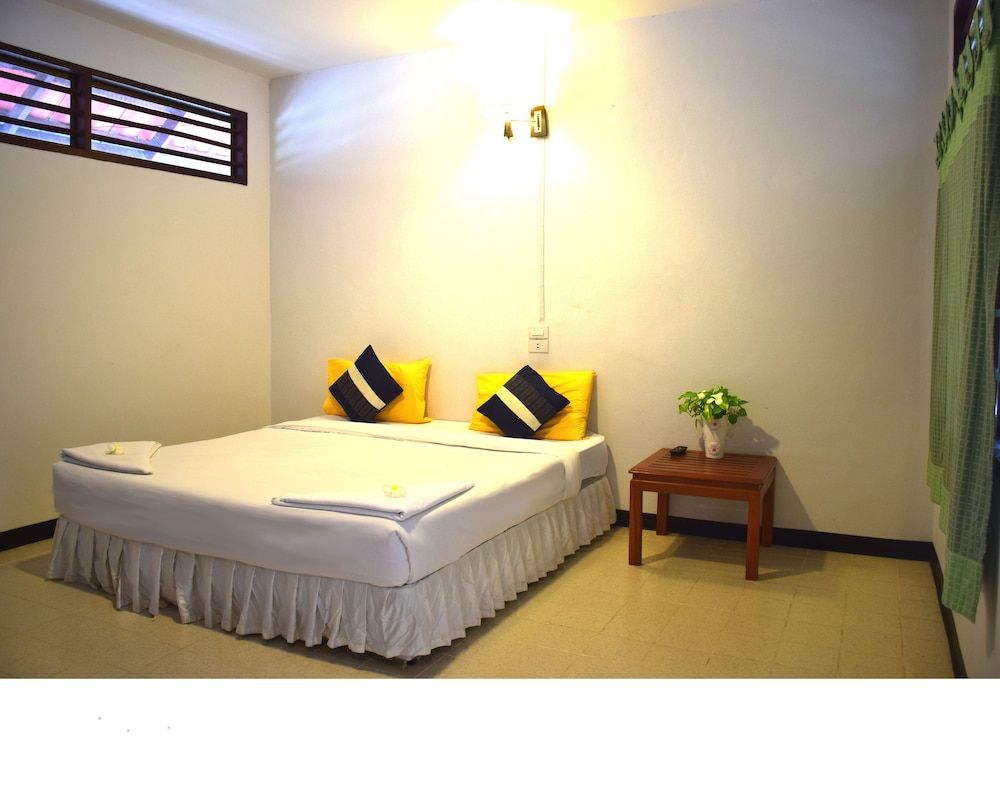 Marine Chaweng Beach Resort Superior Room