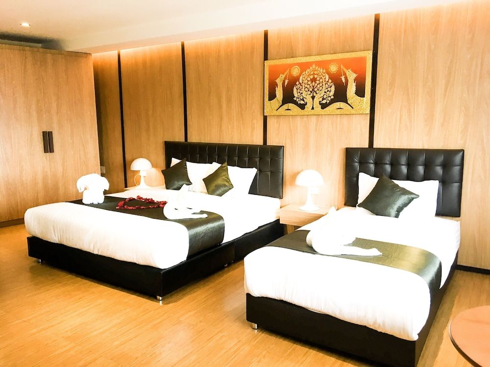 My Place Chaweng Beach Triple Room 2