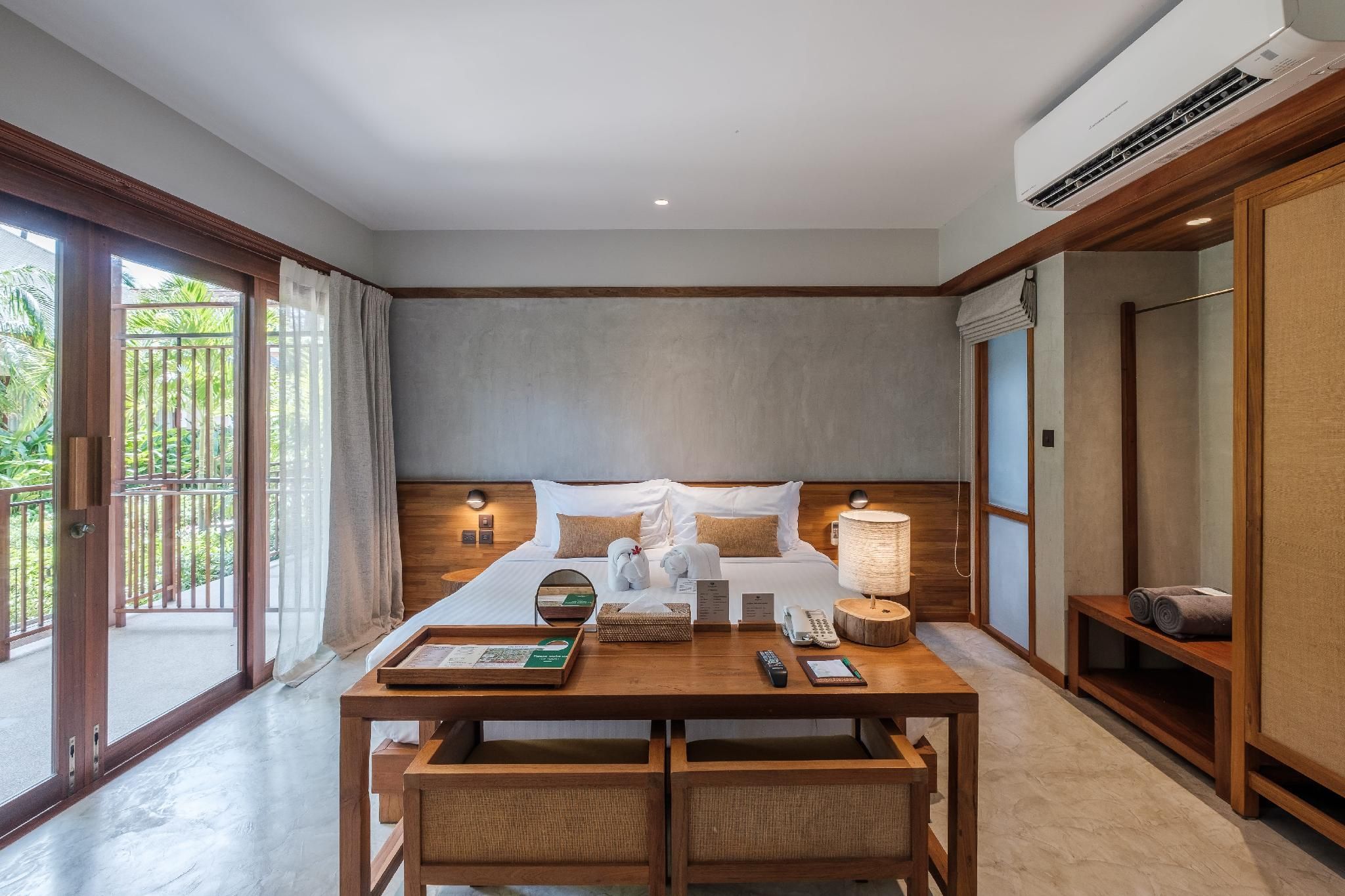 Banana Fan Sea Resort Premium Room