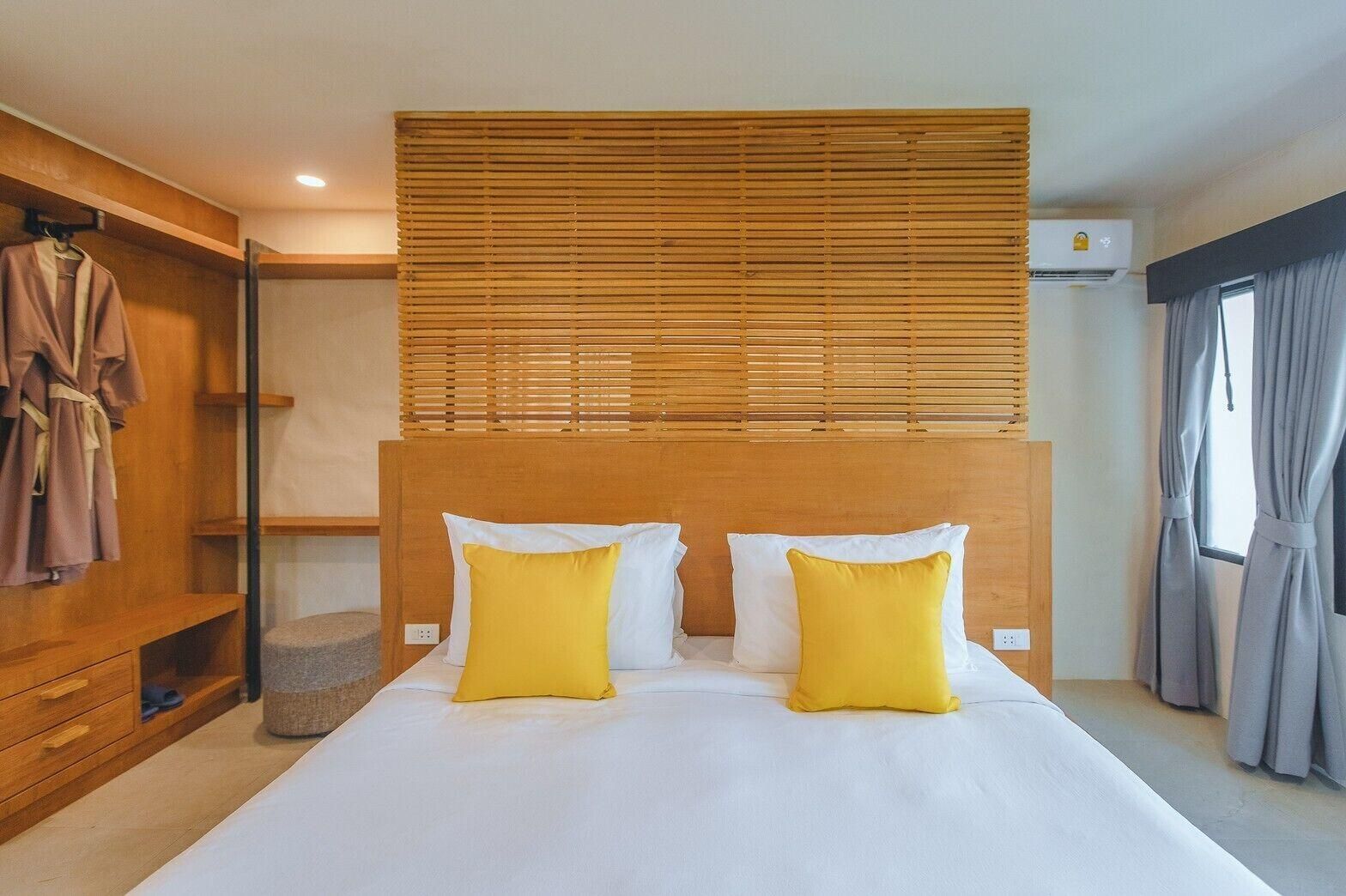 Punnpreeda Beach Resort Deluxe Suite 26