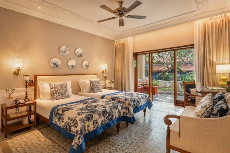 Superior Room Garden View with Balcony Twin Bed