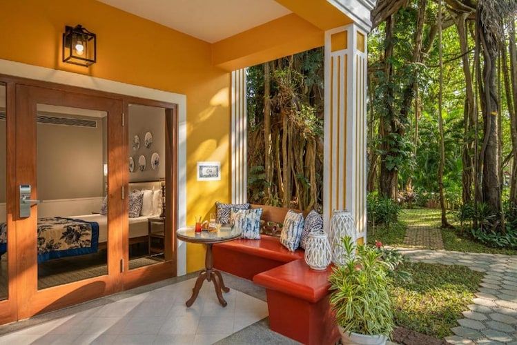 Luxury Room Garden View With Balcony Twin