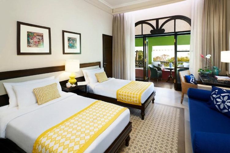 Premium Cottage with Jacuzzi Sea View Twin Bed
