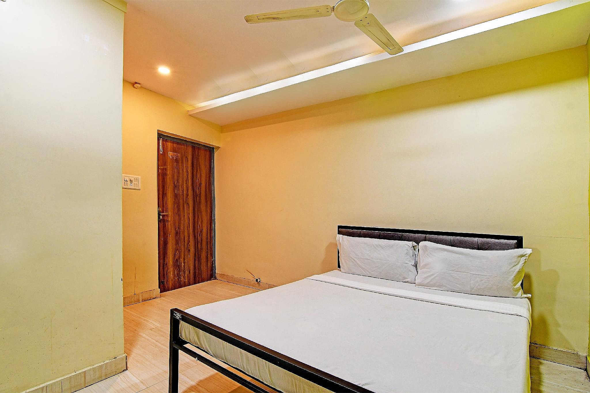 OYO HOTEL NANDAN Classic Double or Twin