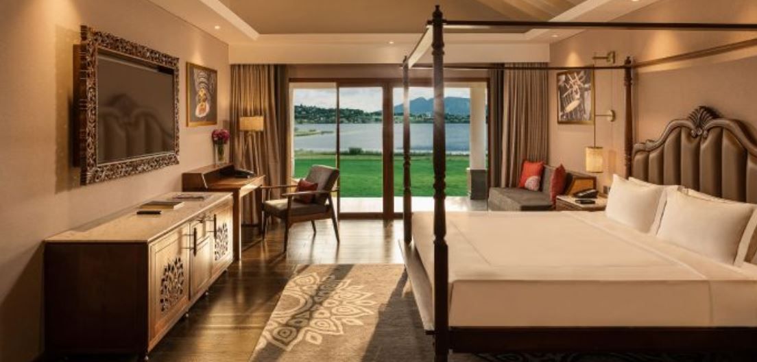 Superior Room King Garden View