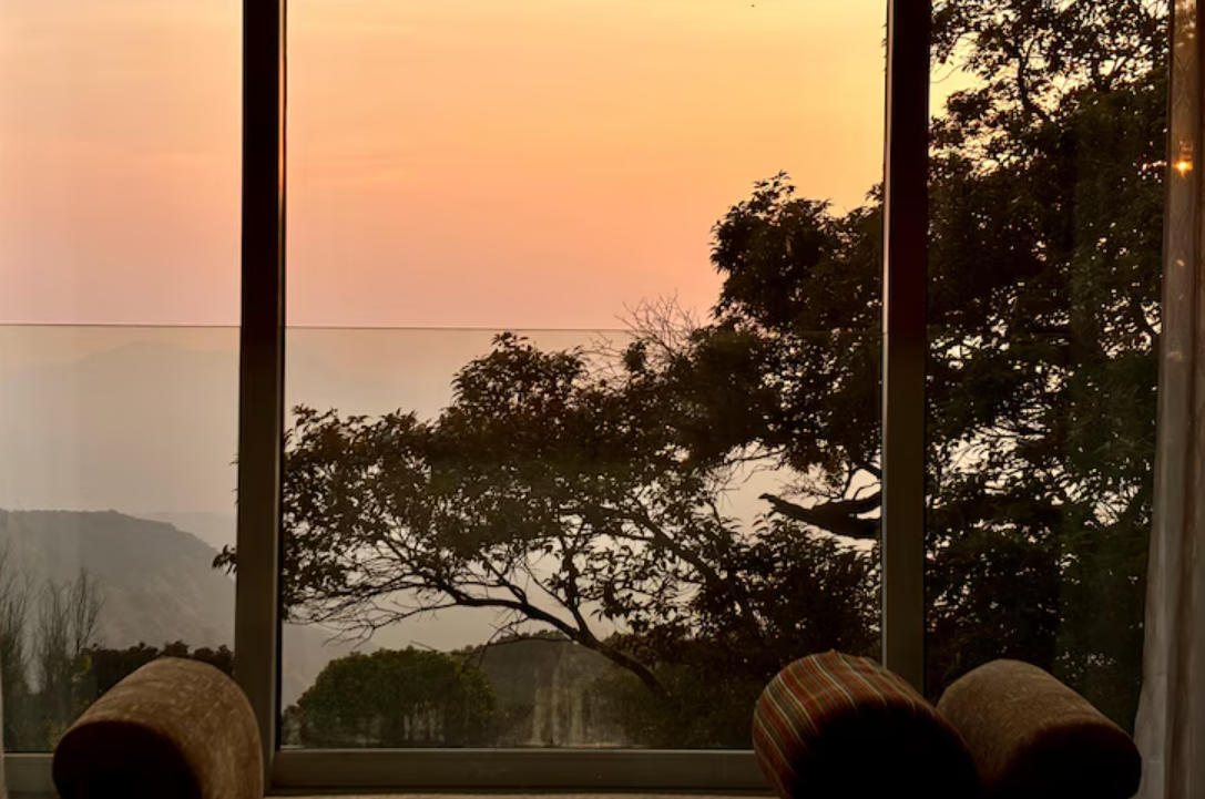 Deluxe Suite Valley View