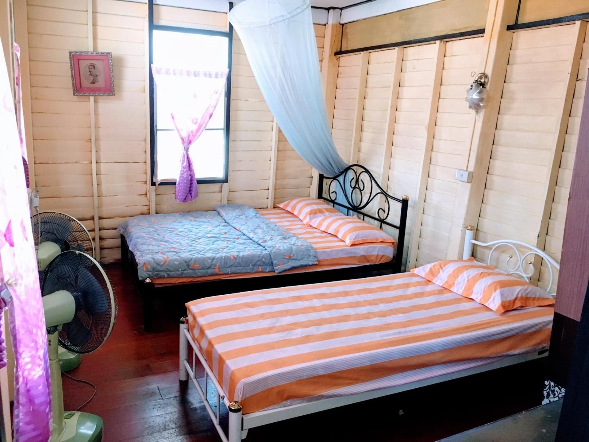 Triple Room with Fan and Shared Bathroom
