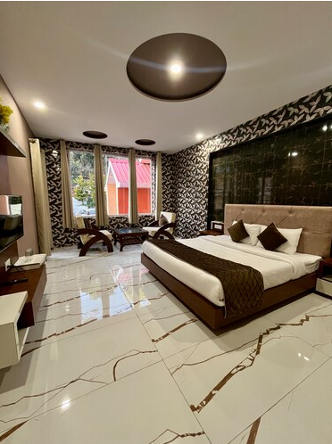 Super Premium Family Suite