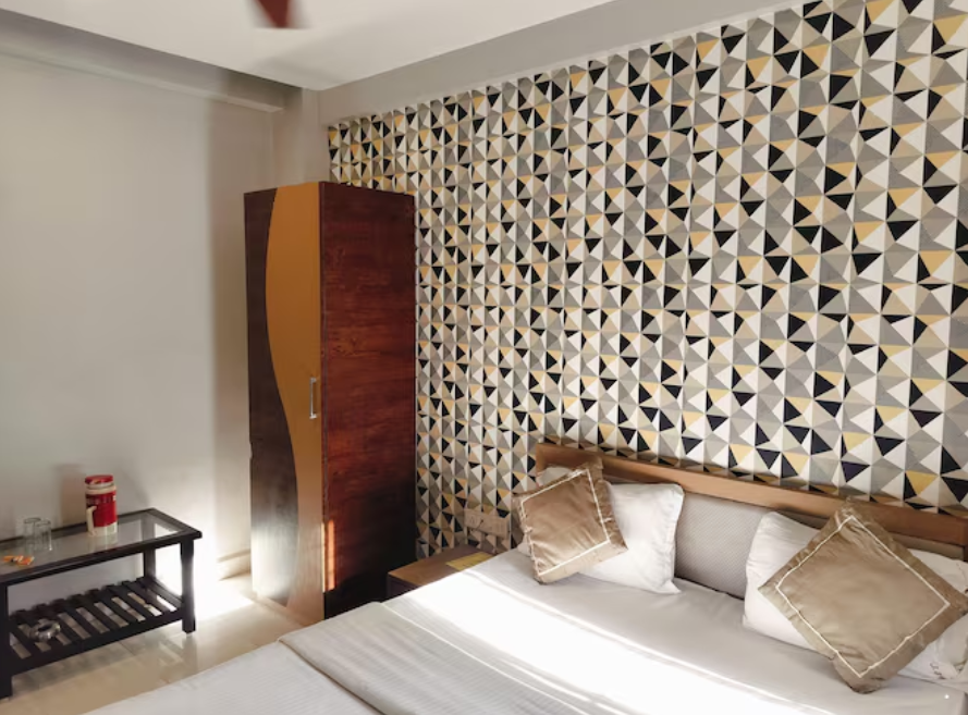  Sagar Lodge Alibag