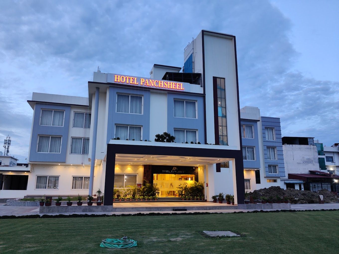 Hotel Panchsheel, Ayodhya