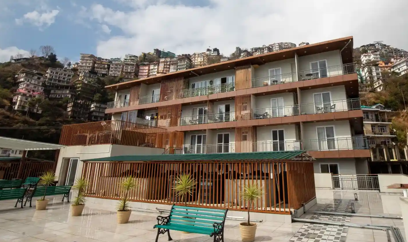 Alaya Stays 2 BHK Apartment - Cliff Zen