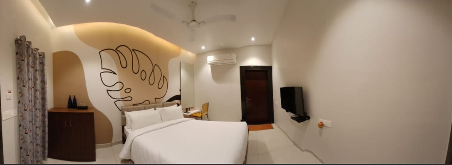 Compact Room