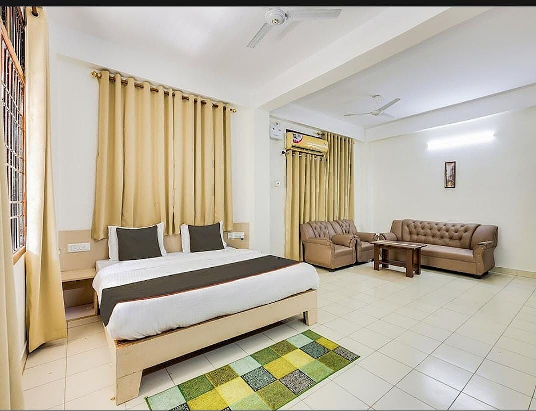 Erica Residency Deluxe Room 4