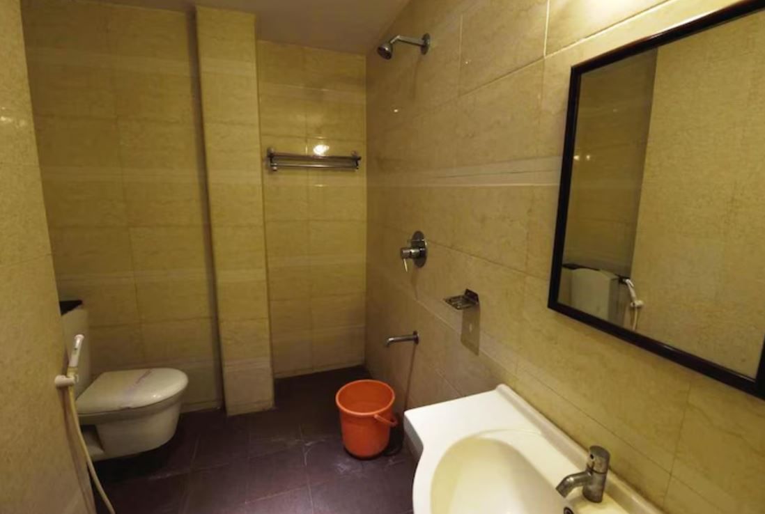 RBS Residency Standard Double Room 8