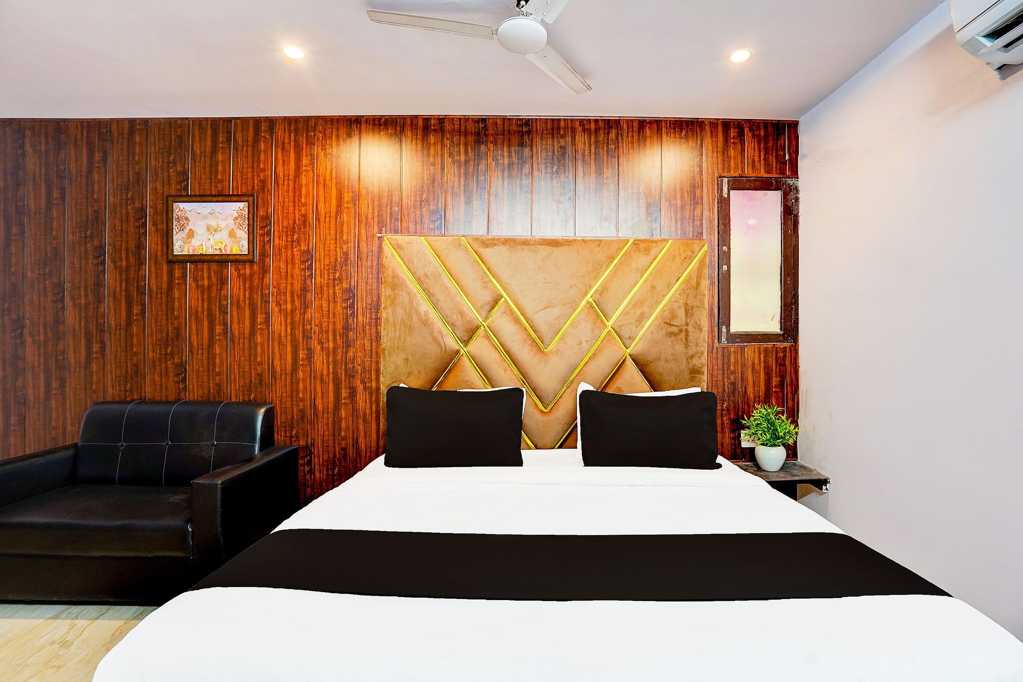 Hotel O Golden Inn Classic 11