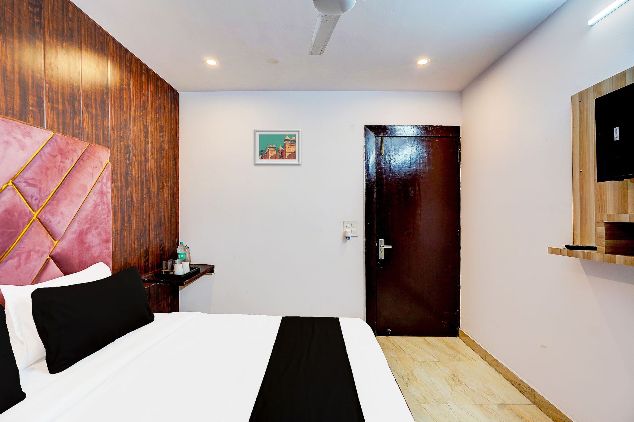 Hotel O Golden Inn Classic 15