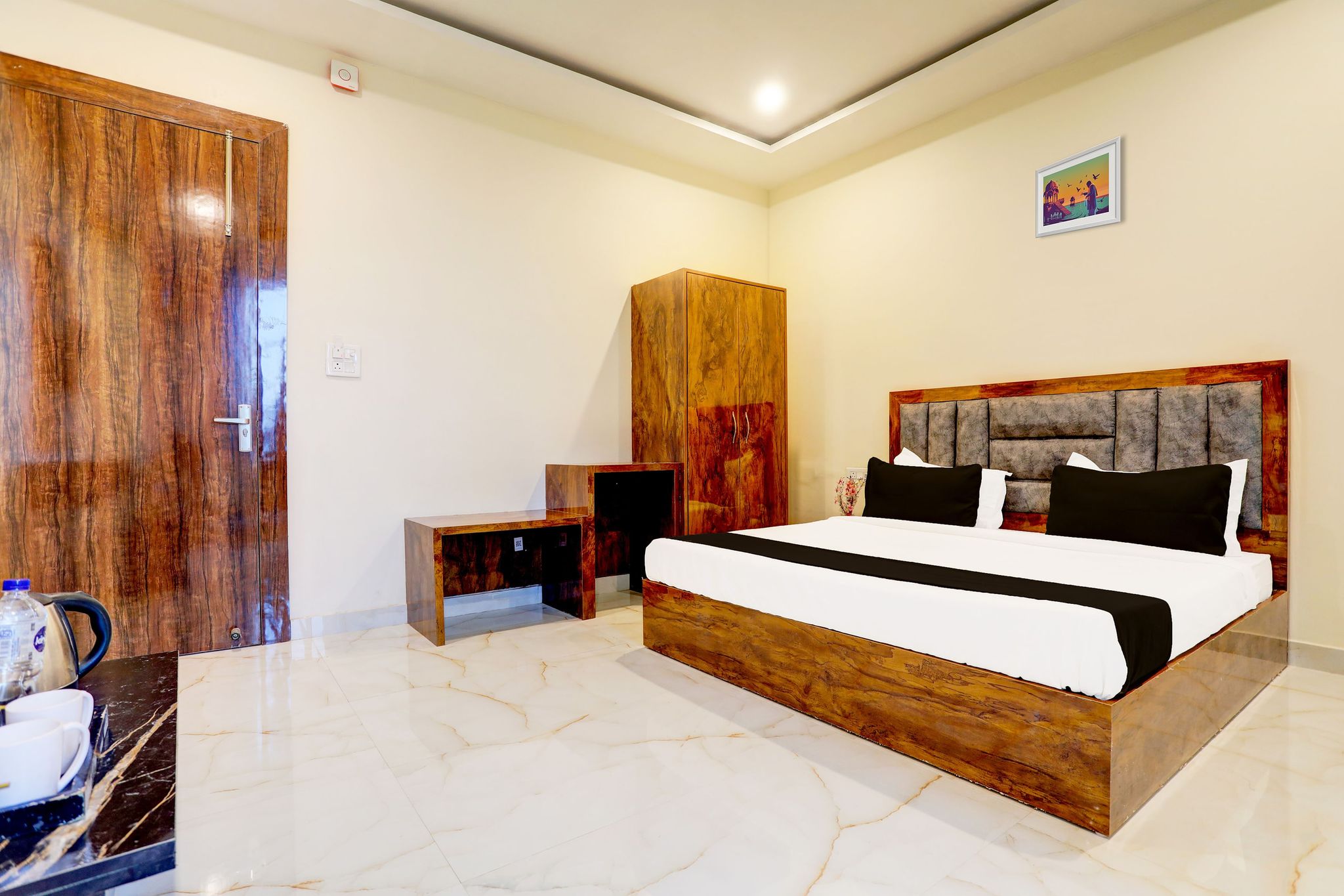 Super  Townhouse Narholi Bridge Mathura Classic 4