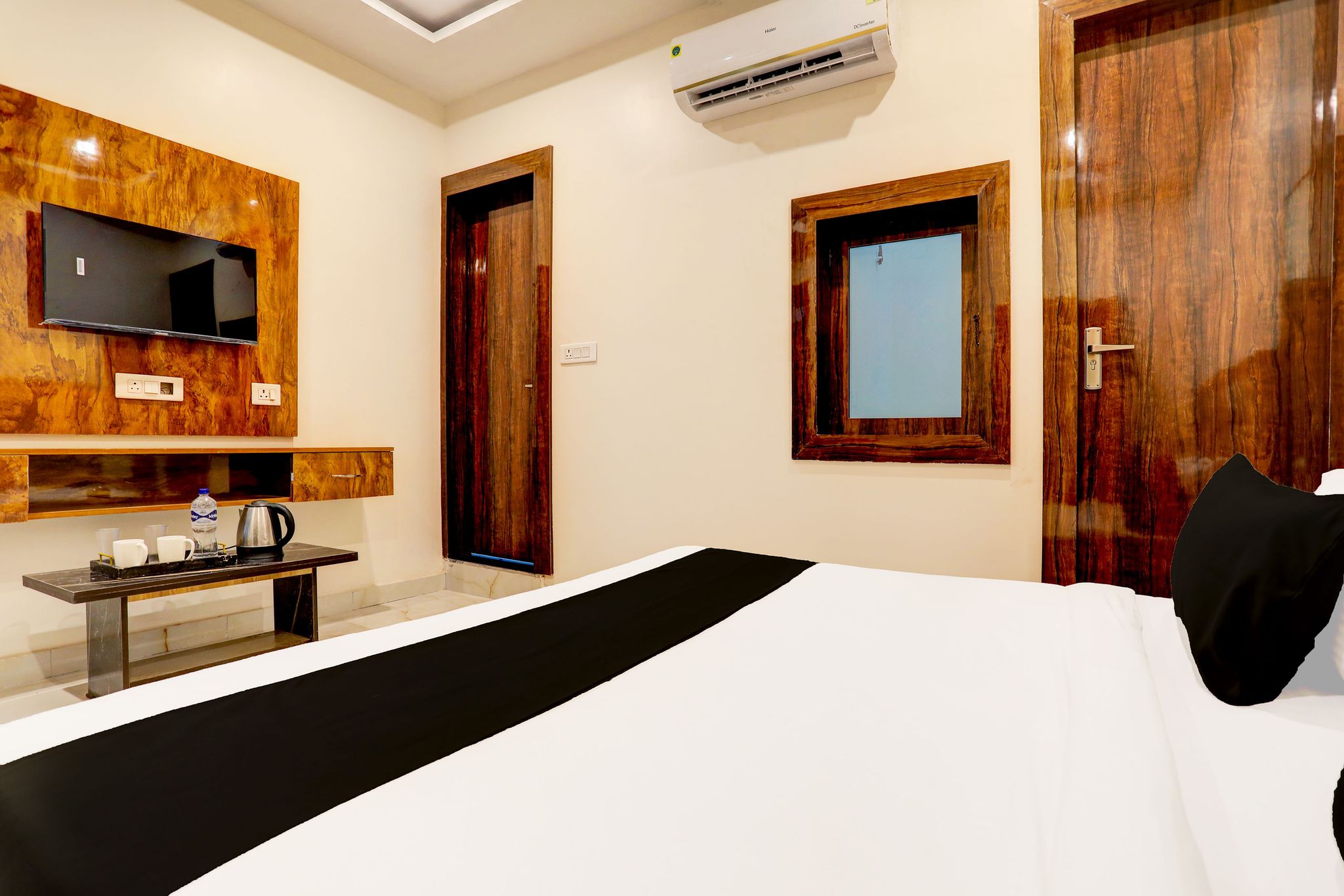 Super  Townhouse Narholi Bridge Mathura Classic 6