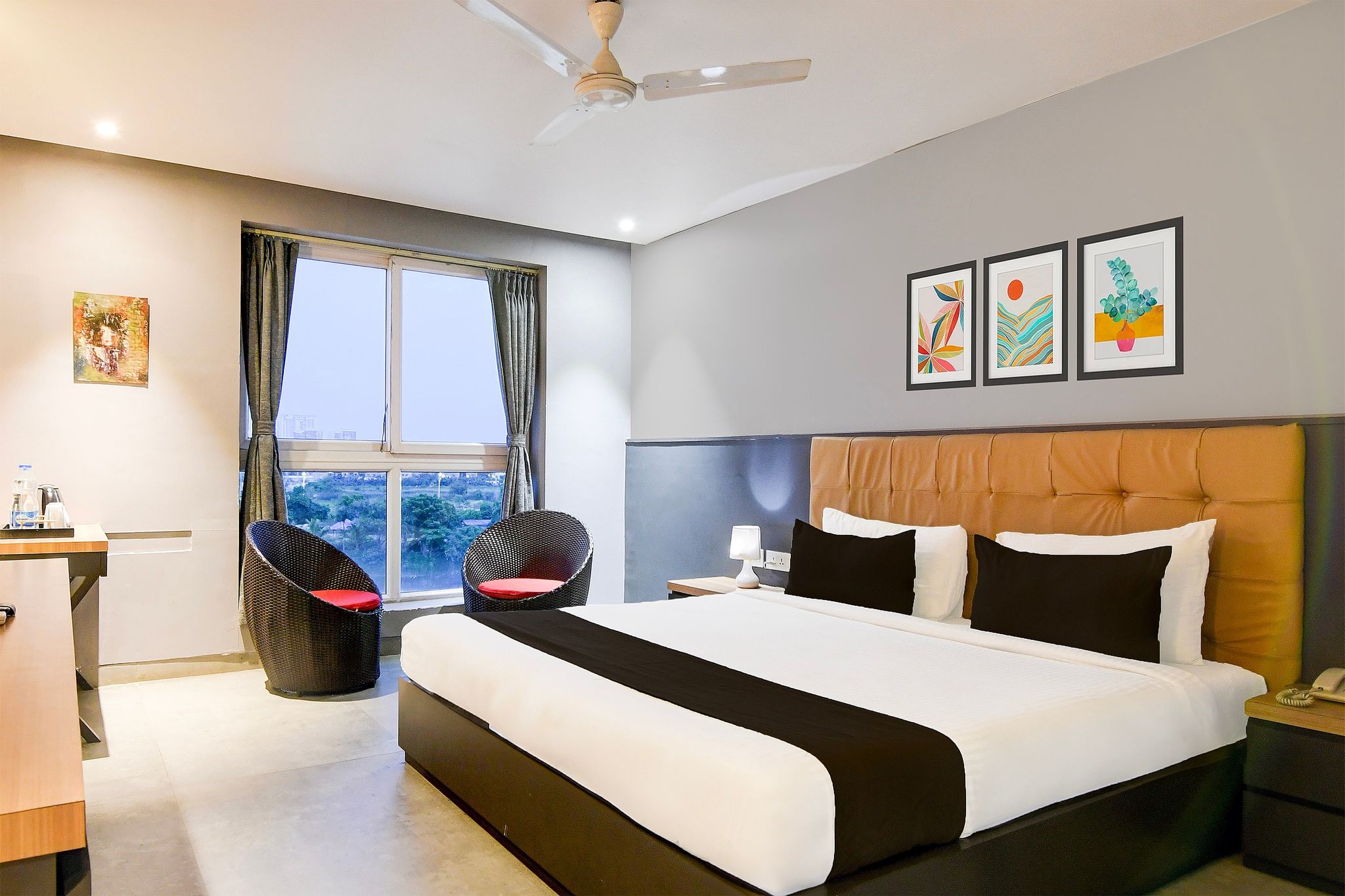 Collection O Water View Residency Classic 2