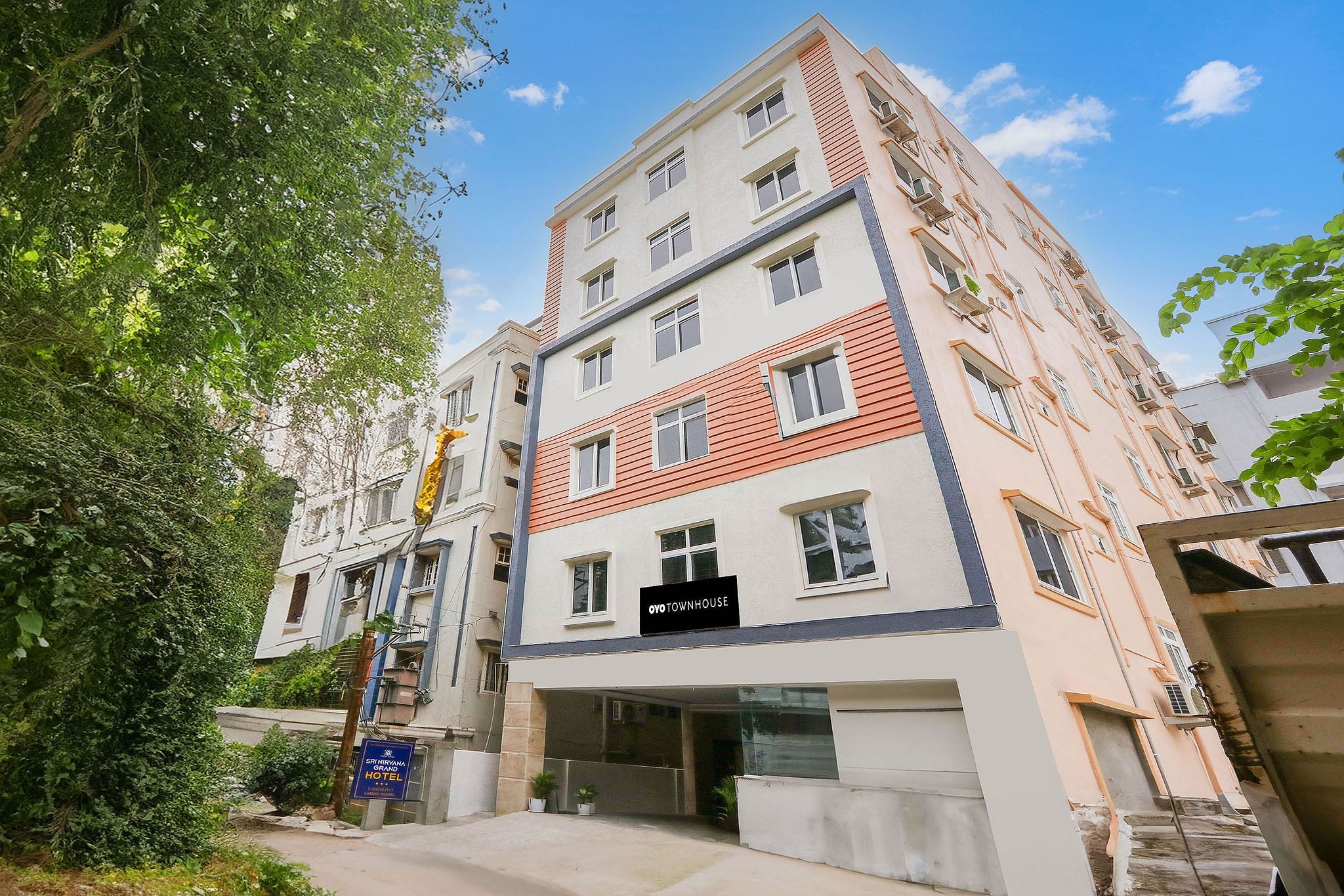 Super Townhouse Sri Nirvana Grand