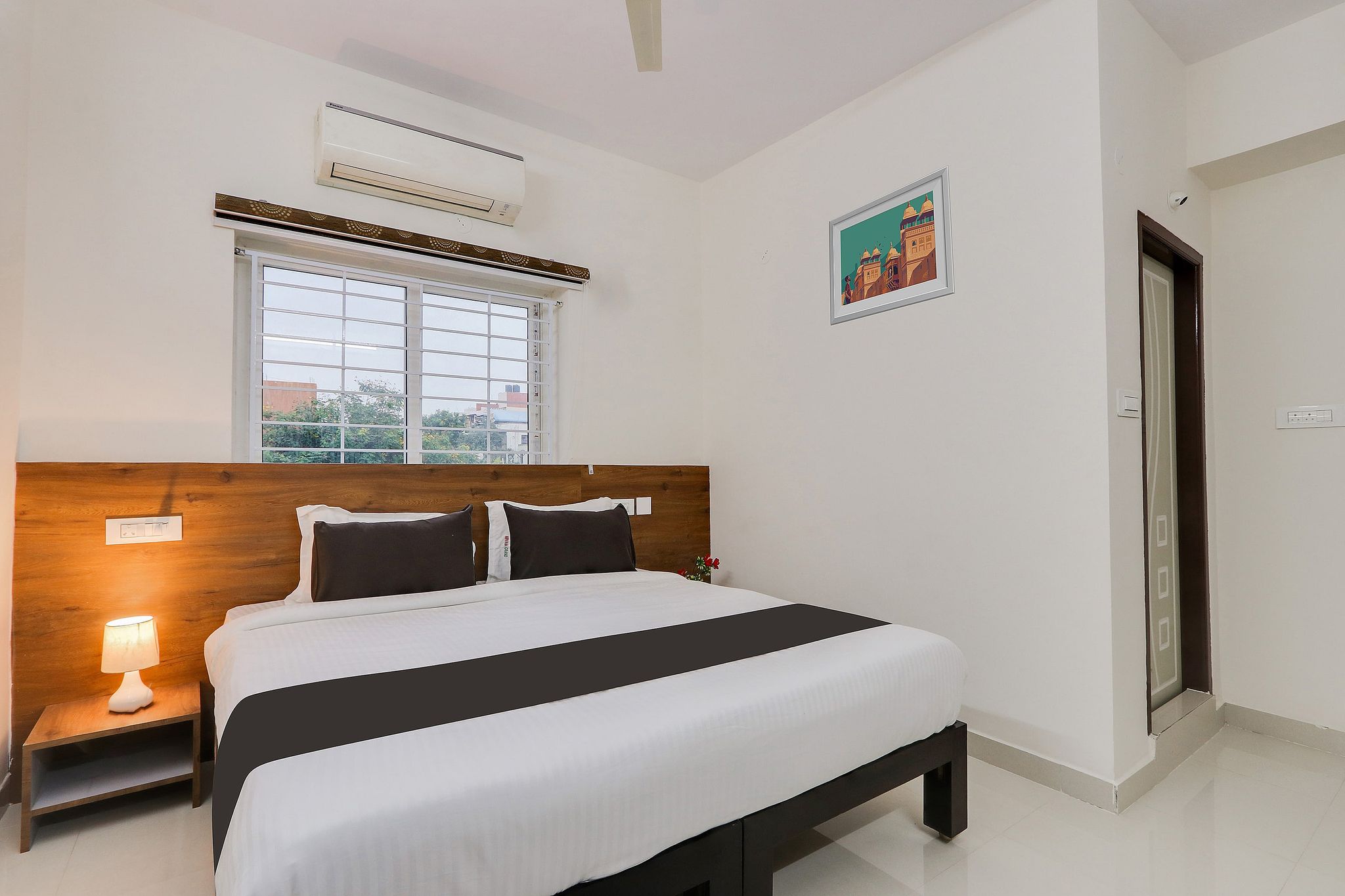 Super Townhouse Sri Nirvana Grand Classic 11