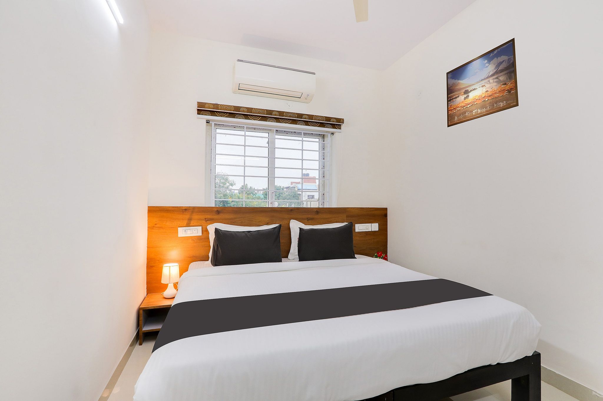 Super Townhouse Sri Nirvana Grand Classic 8