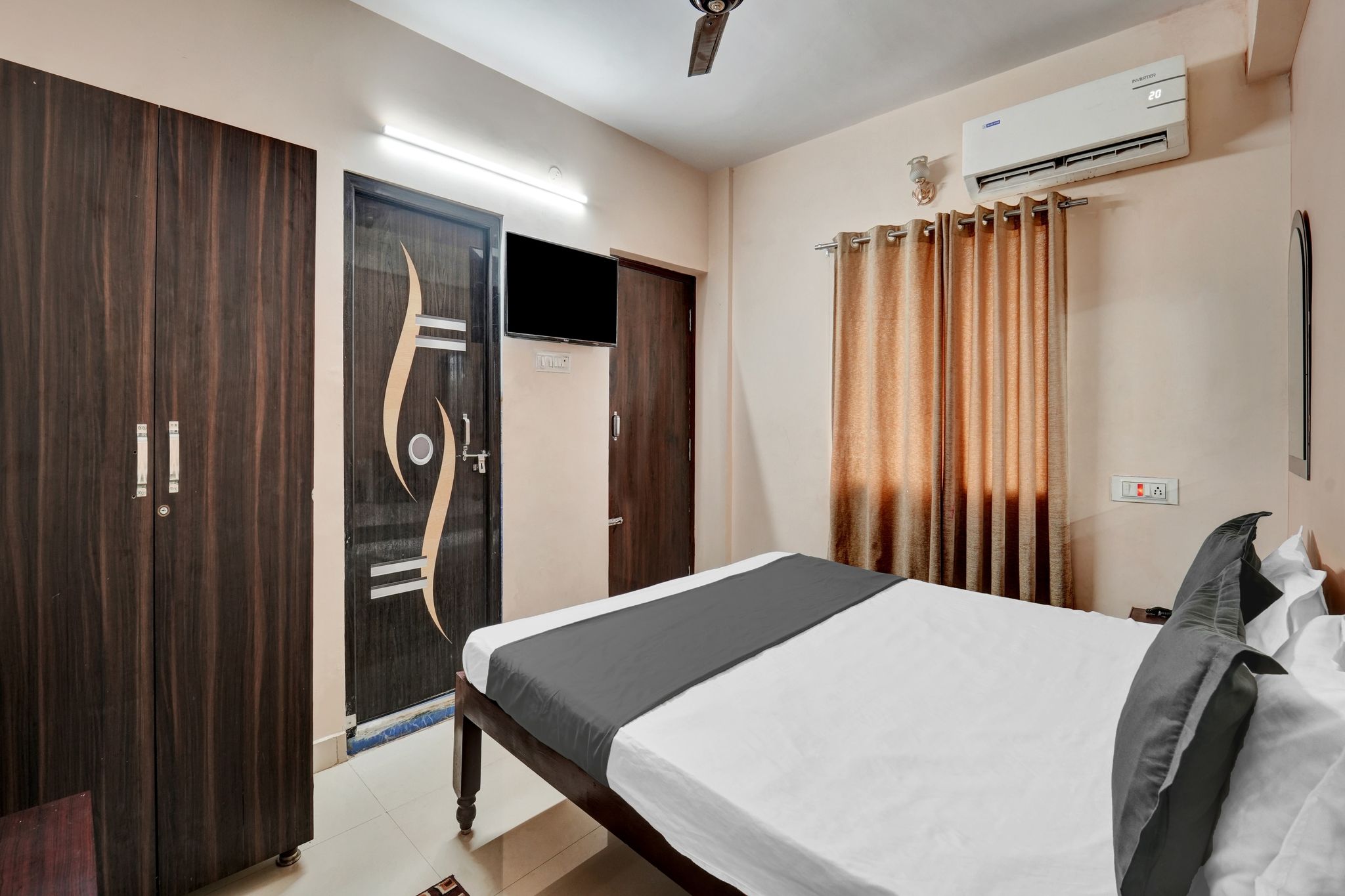 Hotel O NINETEEN DEGREE Dhanbad Bus Stand Classic