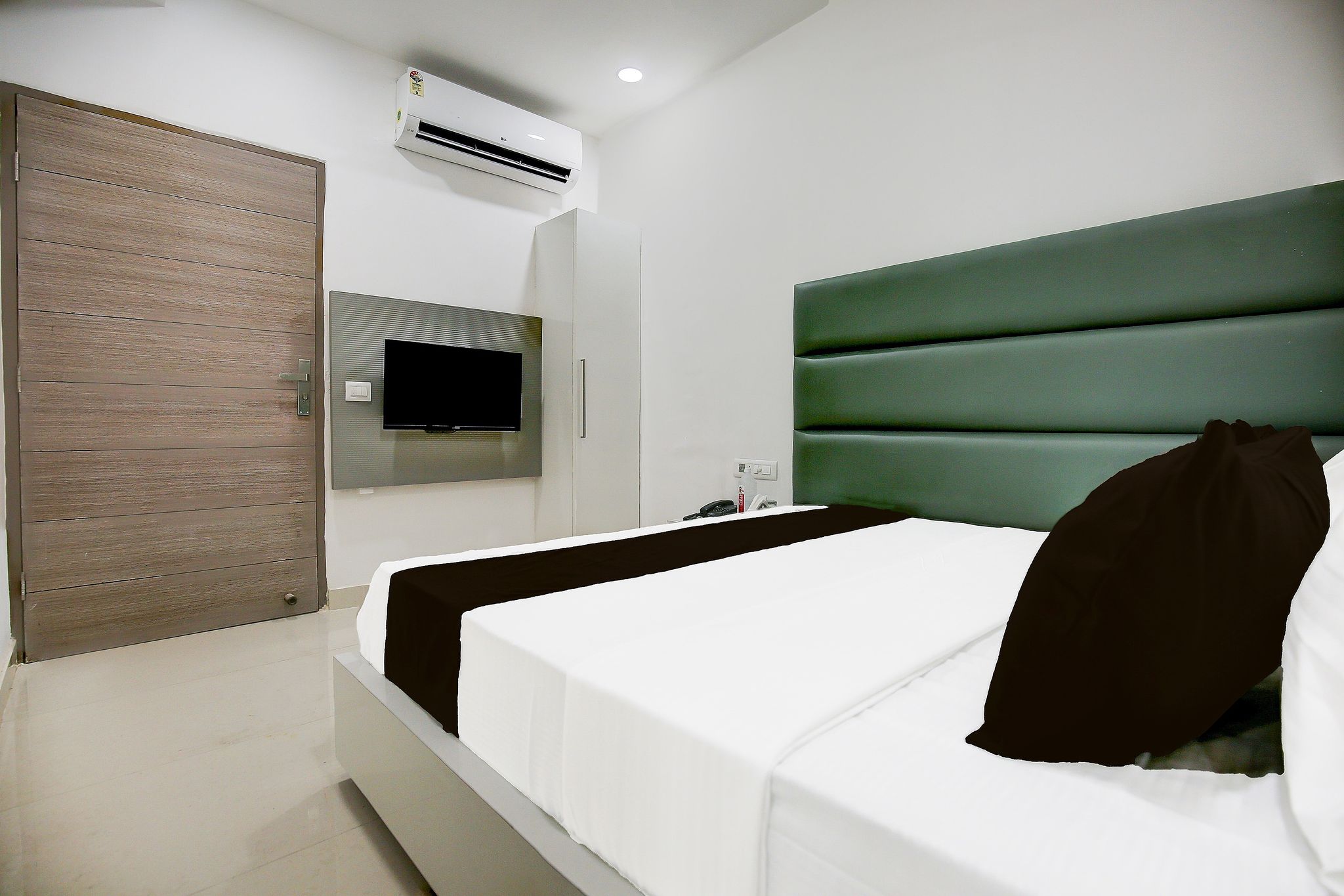 Hotel O SAFFRON Classic 10