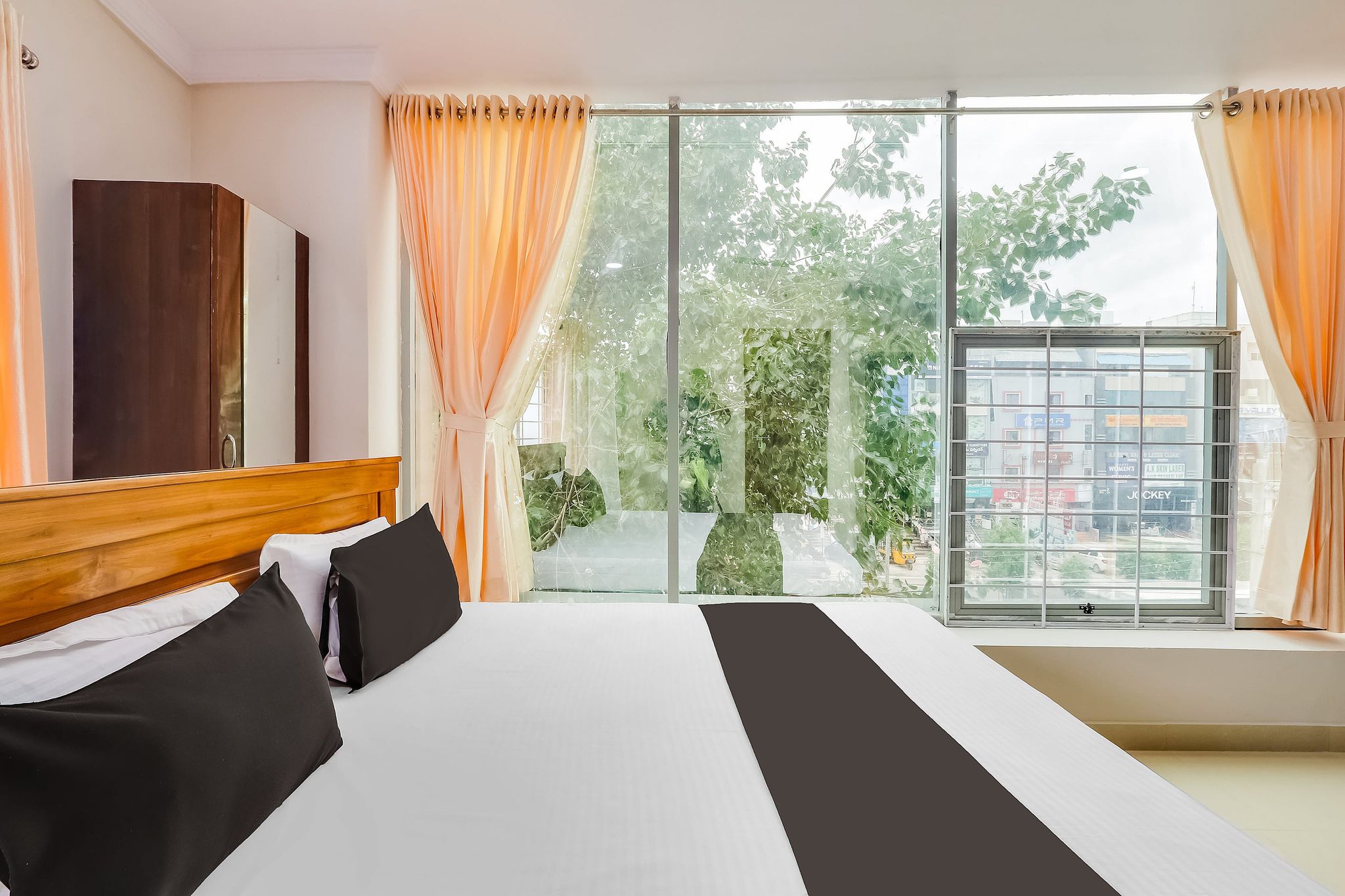 Hotel O S P R Luxury Rooms Classic 10