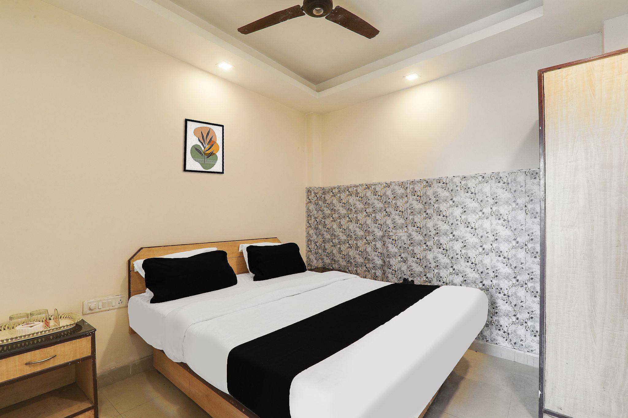 Hotel O TJ INTERNATIONAL Classic 13