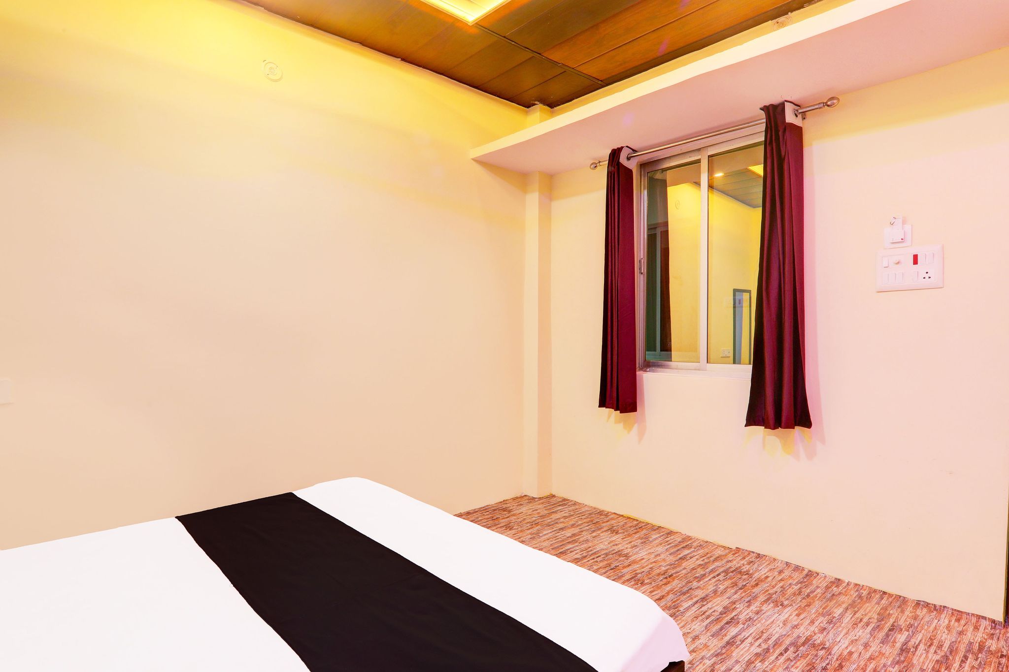 Hotel O SINGH GUEST HOUSE & RESTRO Classic 6