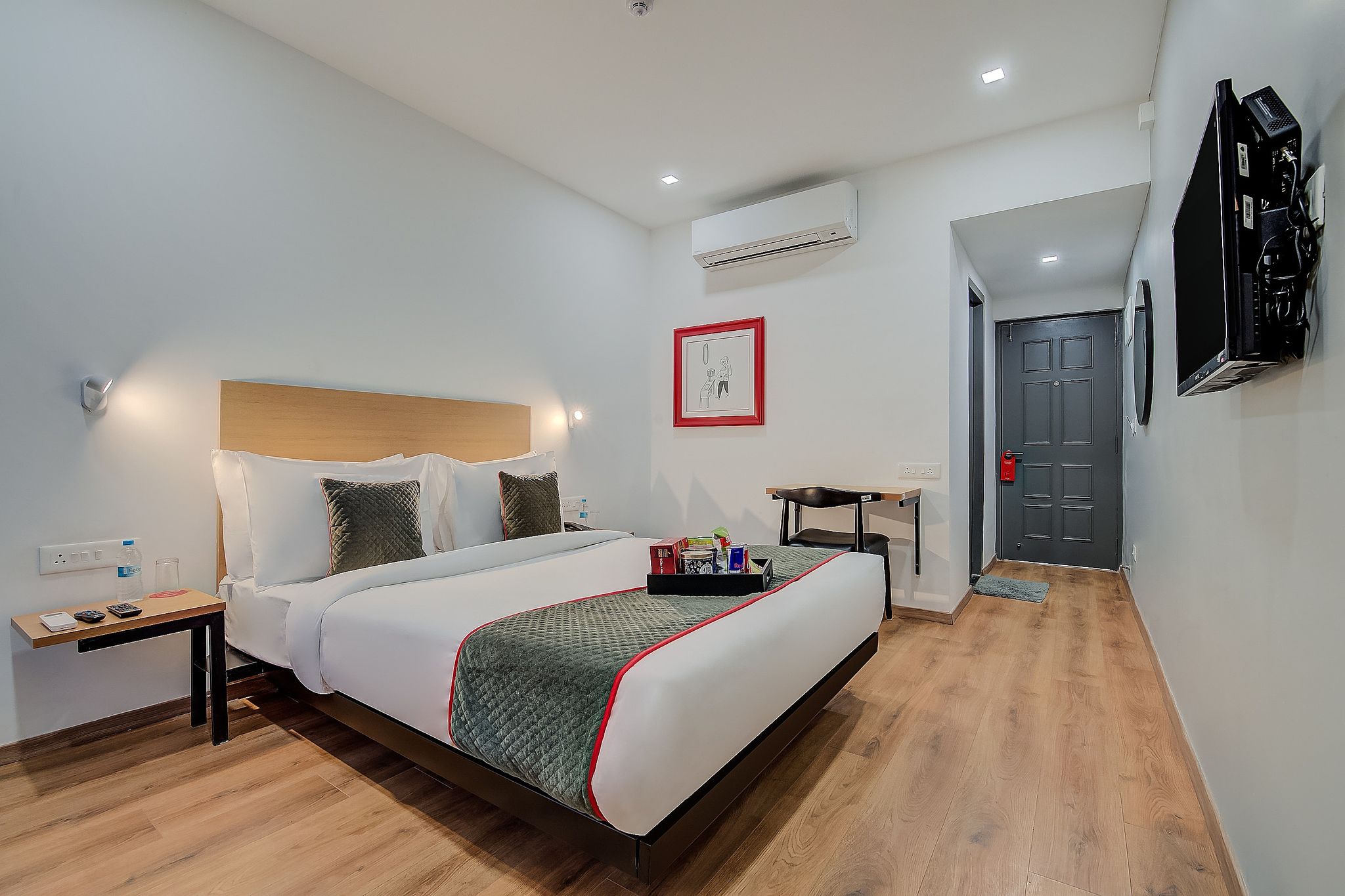 Super Townhouse MG Road Pune Classic 15