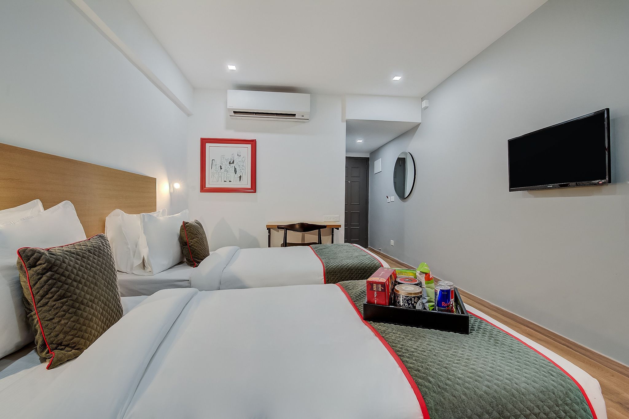 Super Townhouse MG Road Pune Classic 9
