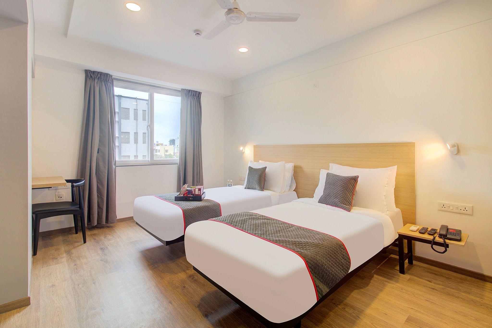 Super Townhouse Balewadi High Street Classic 2