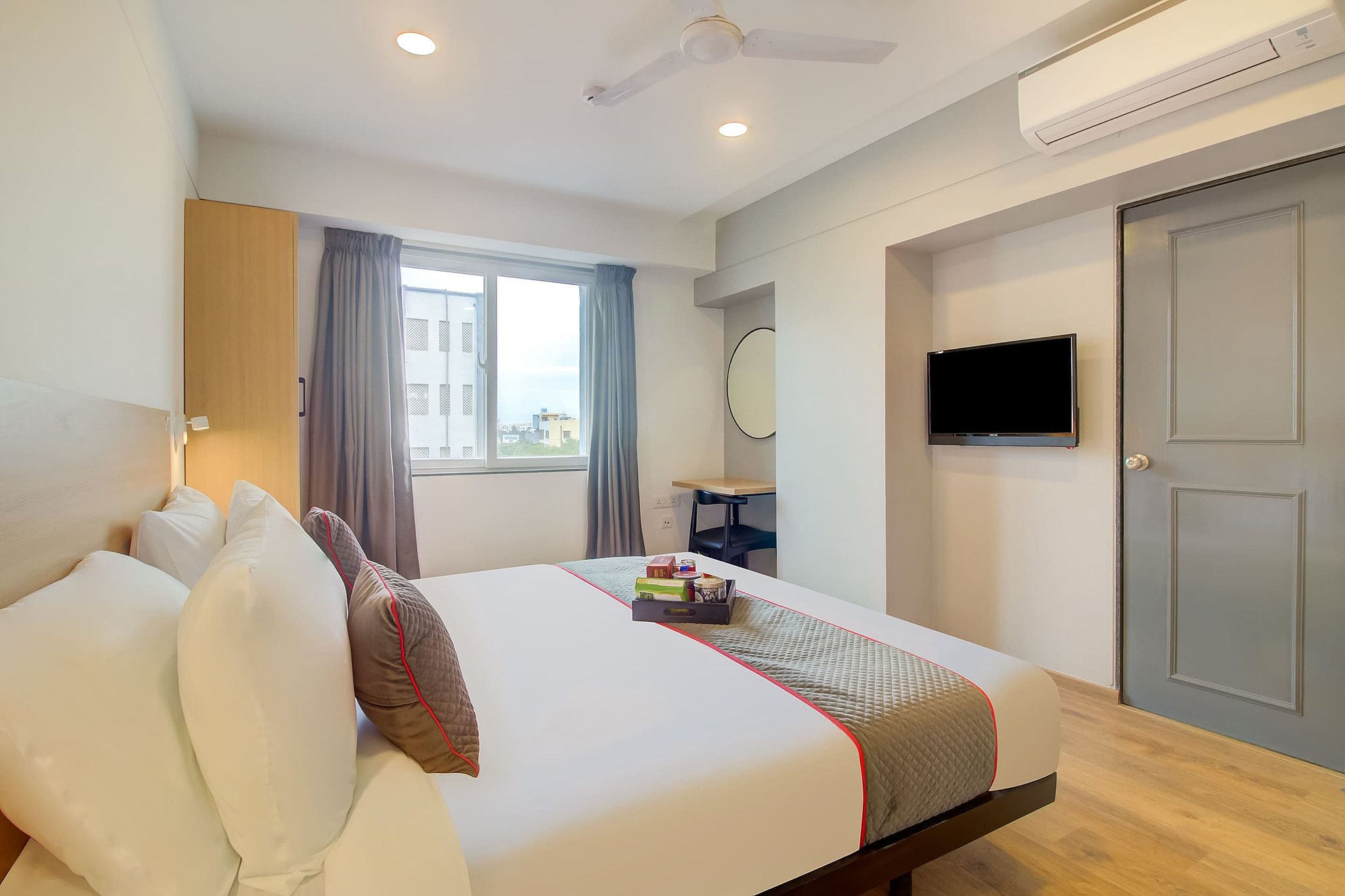 Super Townhouse Balewadi High Street Classic 4