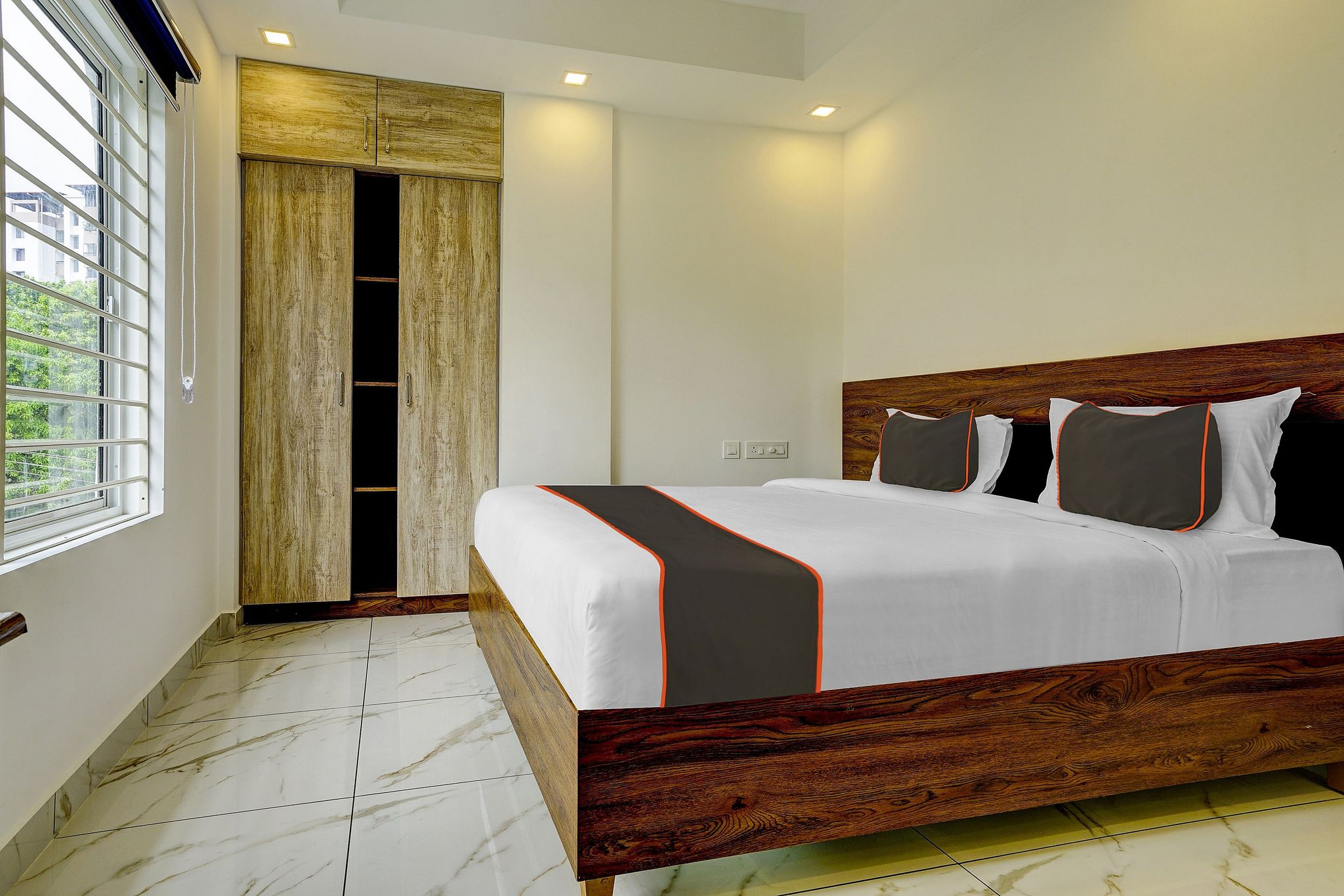 OYO Full Moon Homes Classic 9