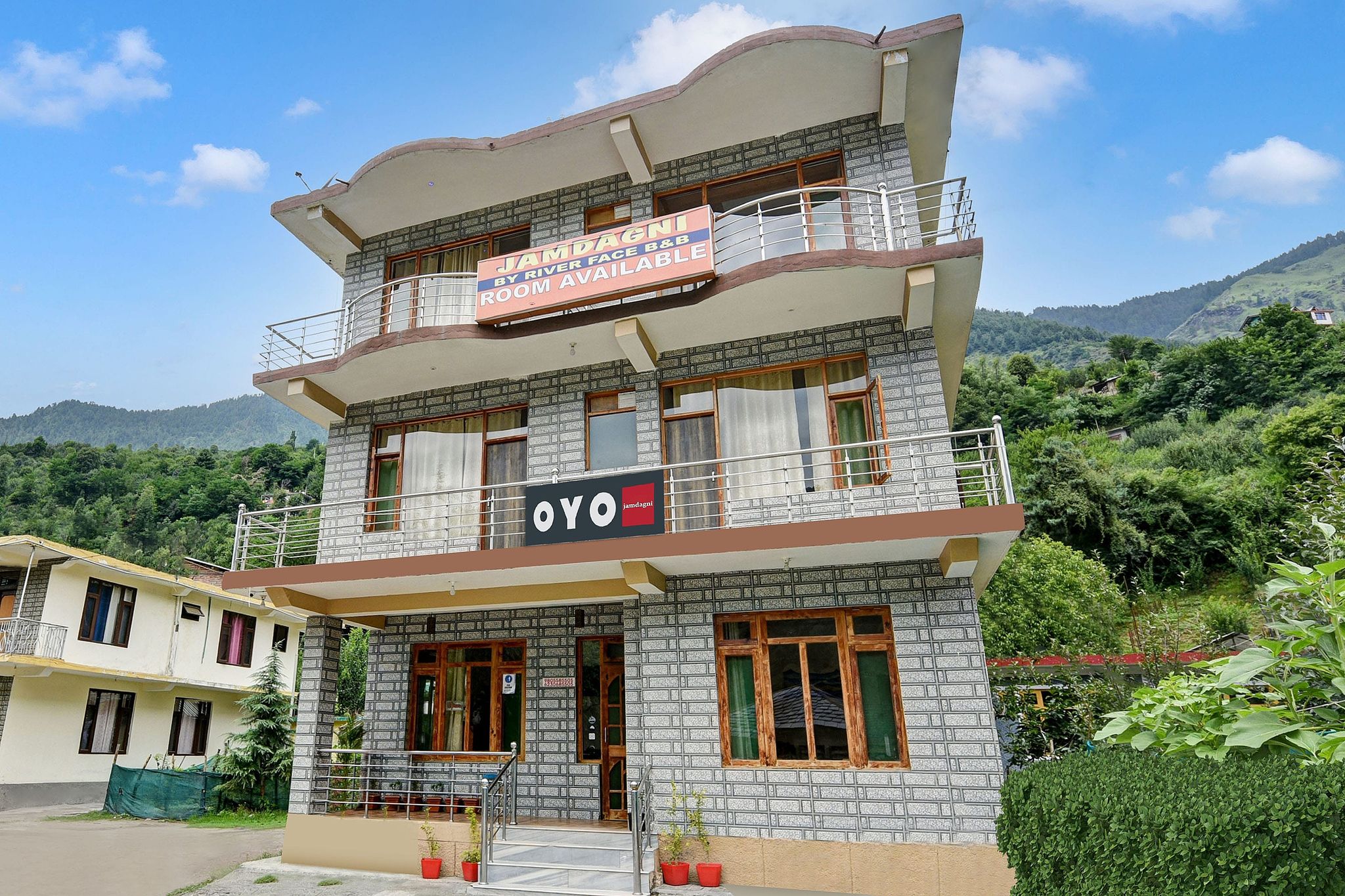 Hotel O Jamdagni