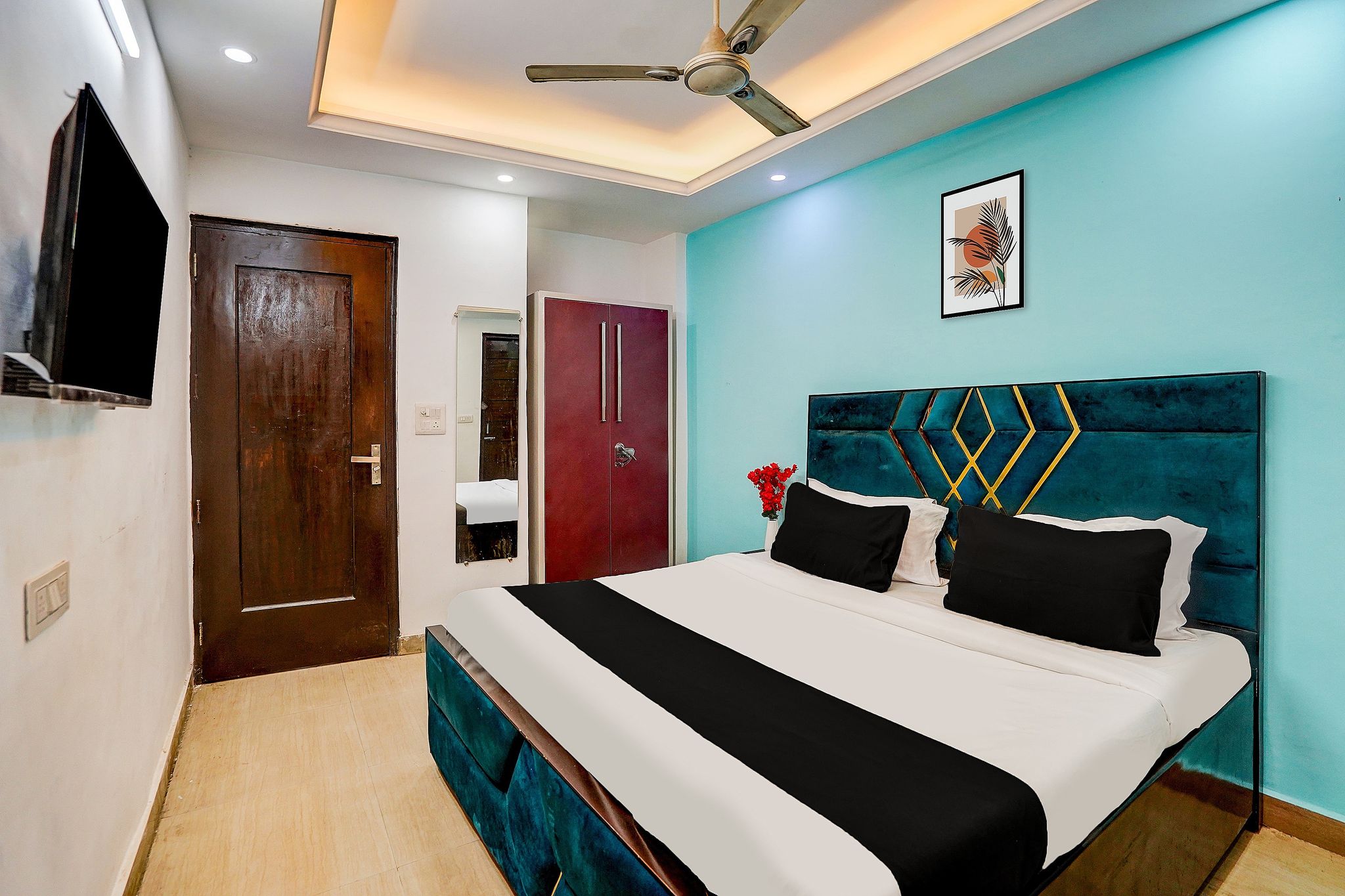 Hotel O Silver Key KD plaza Near Saket Metro station Classic 2