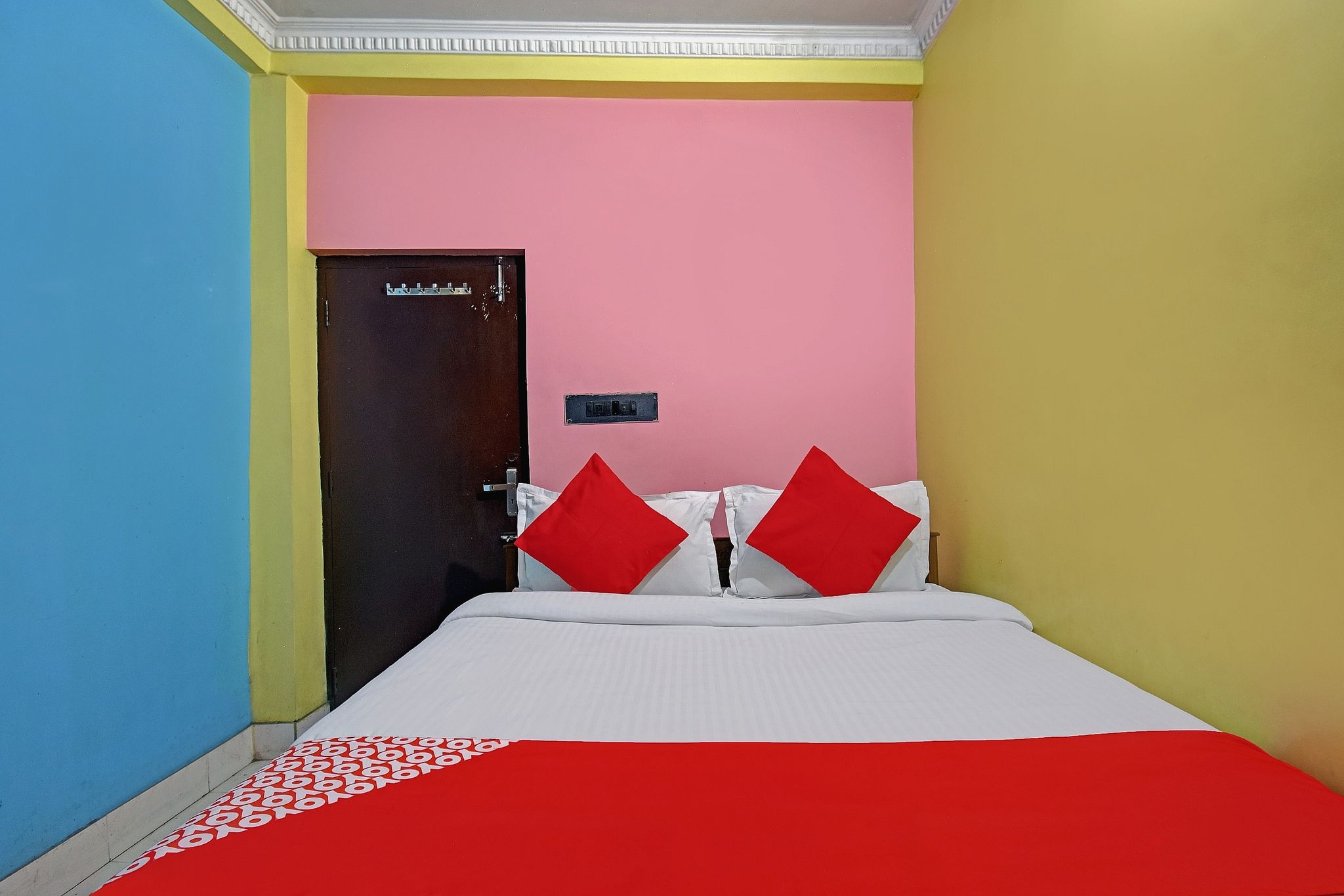 Super Hotel Continental Restuarant & Cafe Classic 10