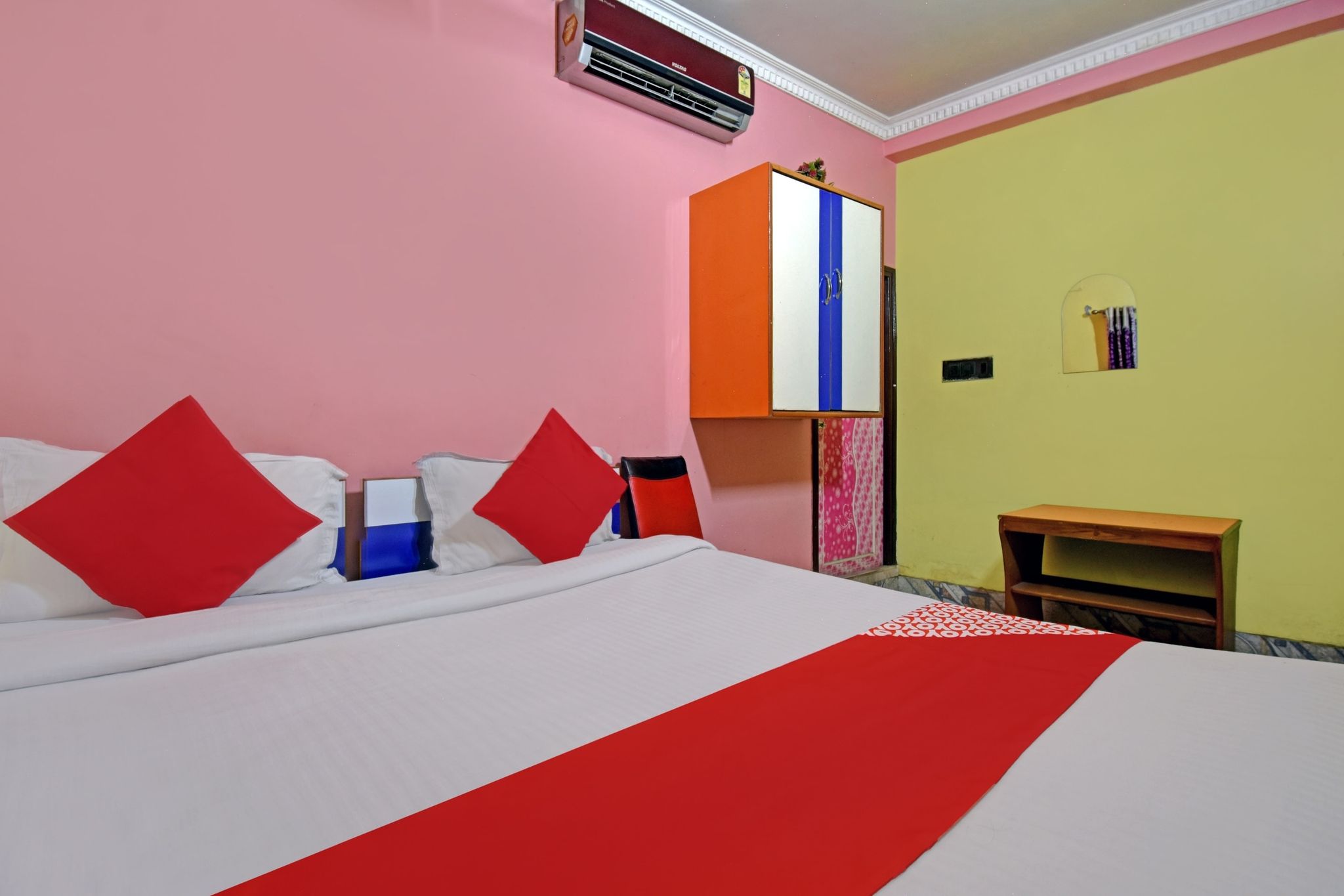 Super Hotel Continental Restuarant & Cafe Classic 6