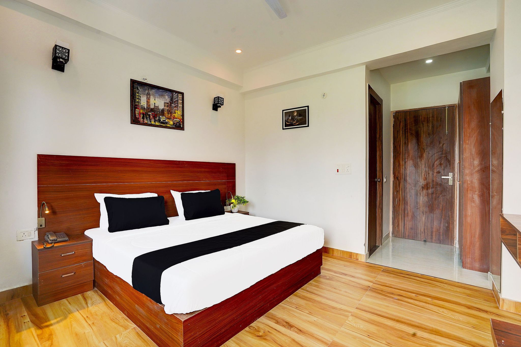 Hotel O by OYO THE VIRAAJ BANQUET & HOTEL Classic 10