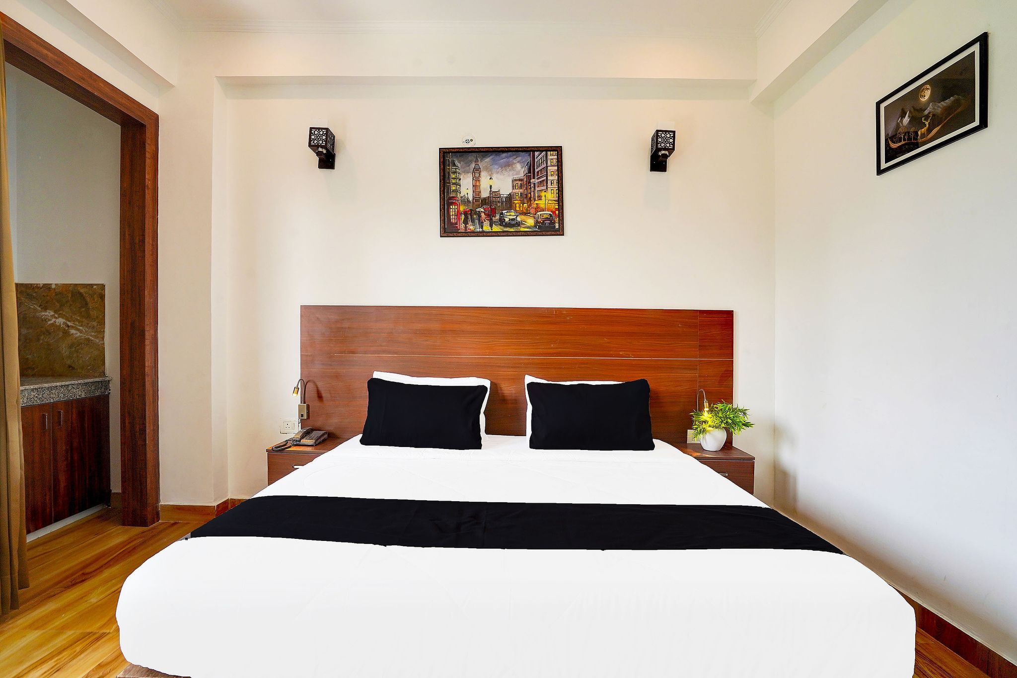 Hotel O by OYO THE VIRAAJ BANQUET & HOTEL Classic 2