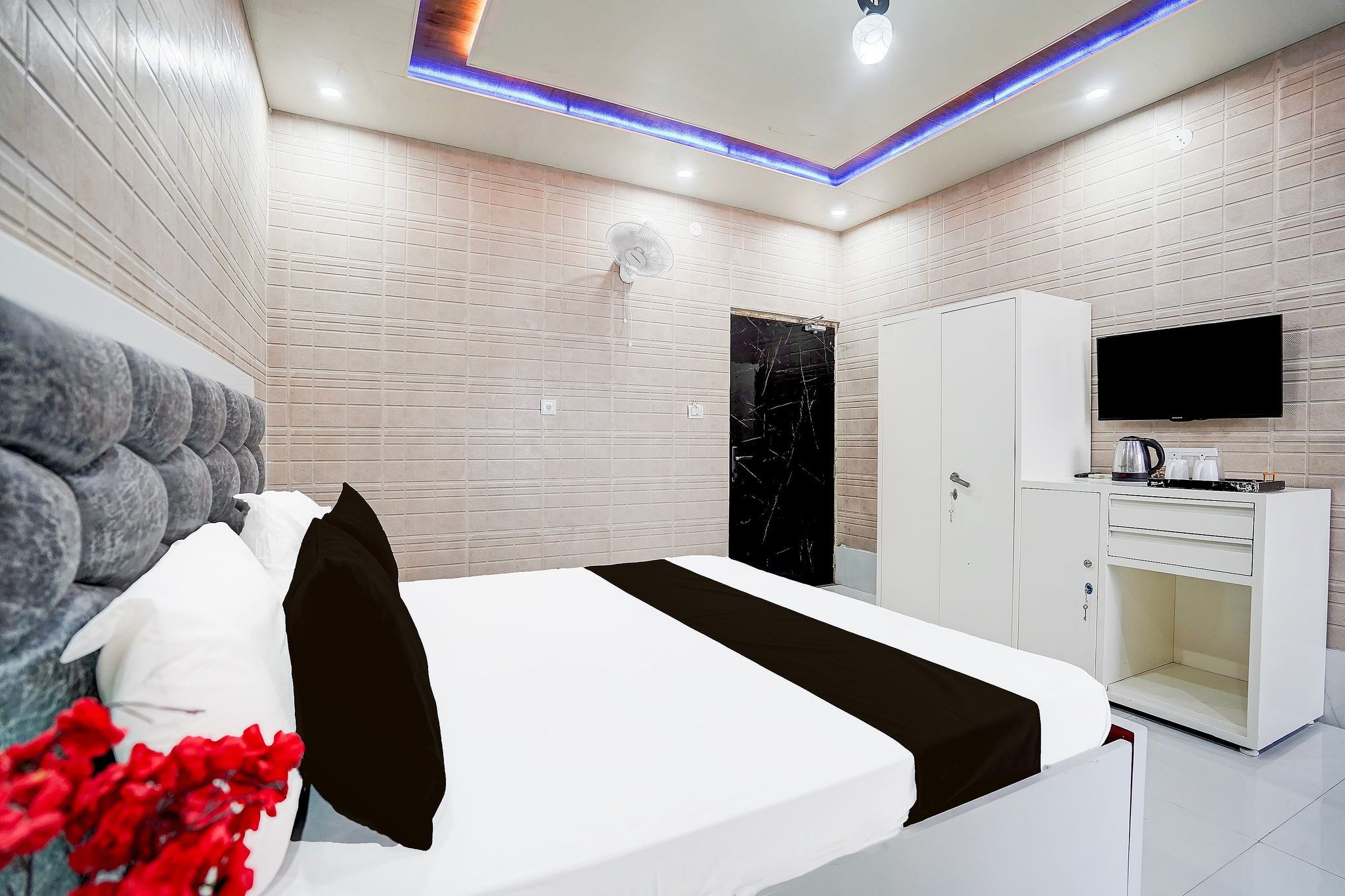 Hotel O RUNAWAY Classic 4