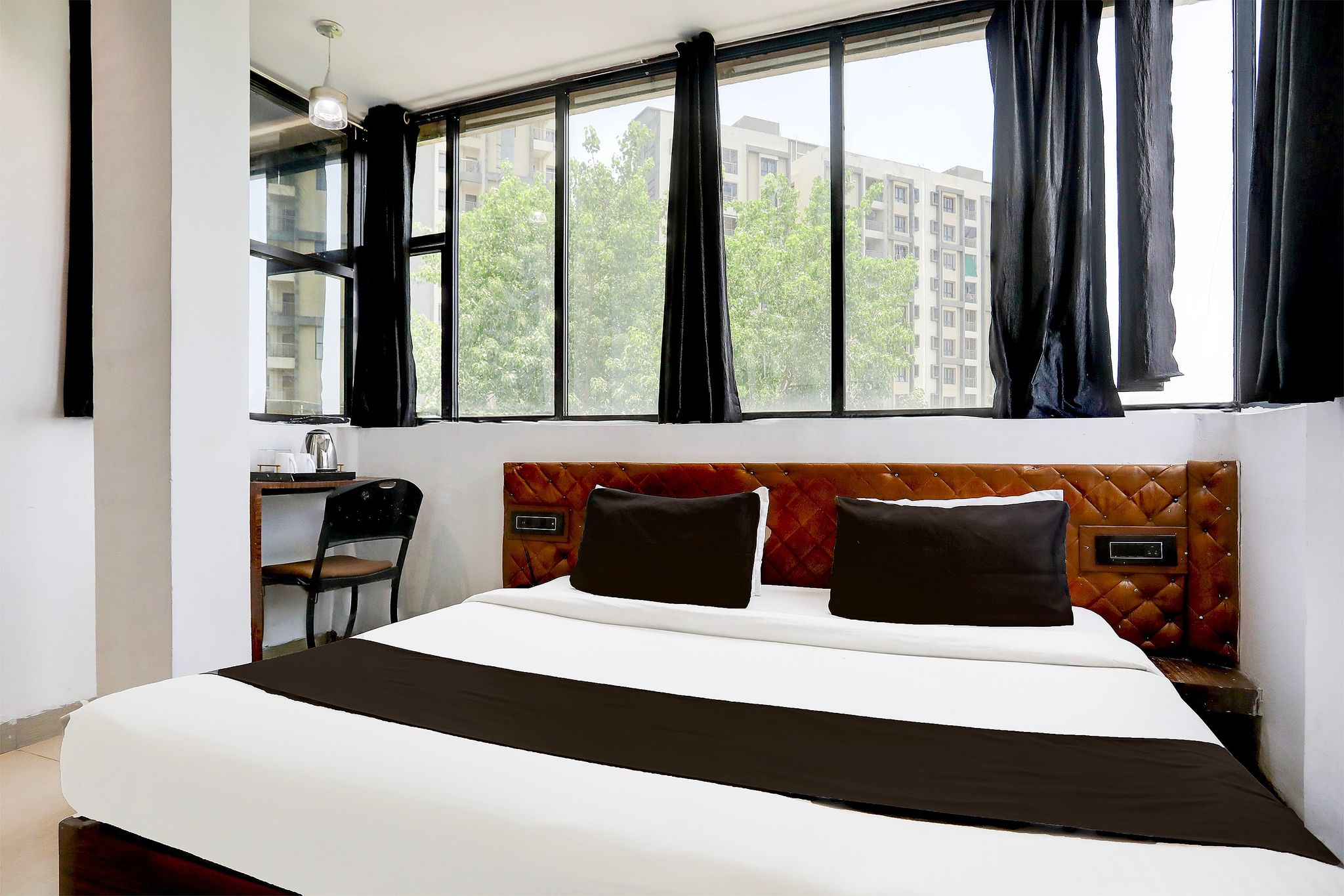 Super Hotel O MP Nagar Near Rachna Tower Classic 5