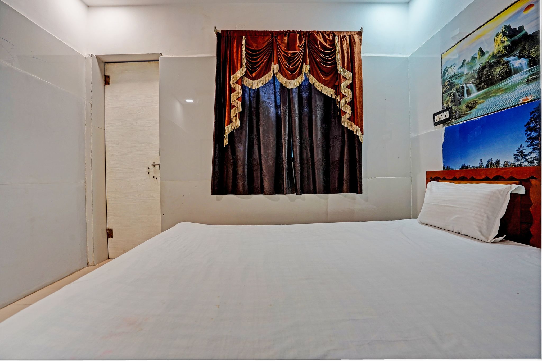 Hotel O Surya Dev Green Land Chokdi Deluxe 2