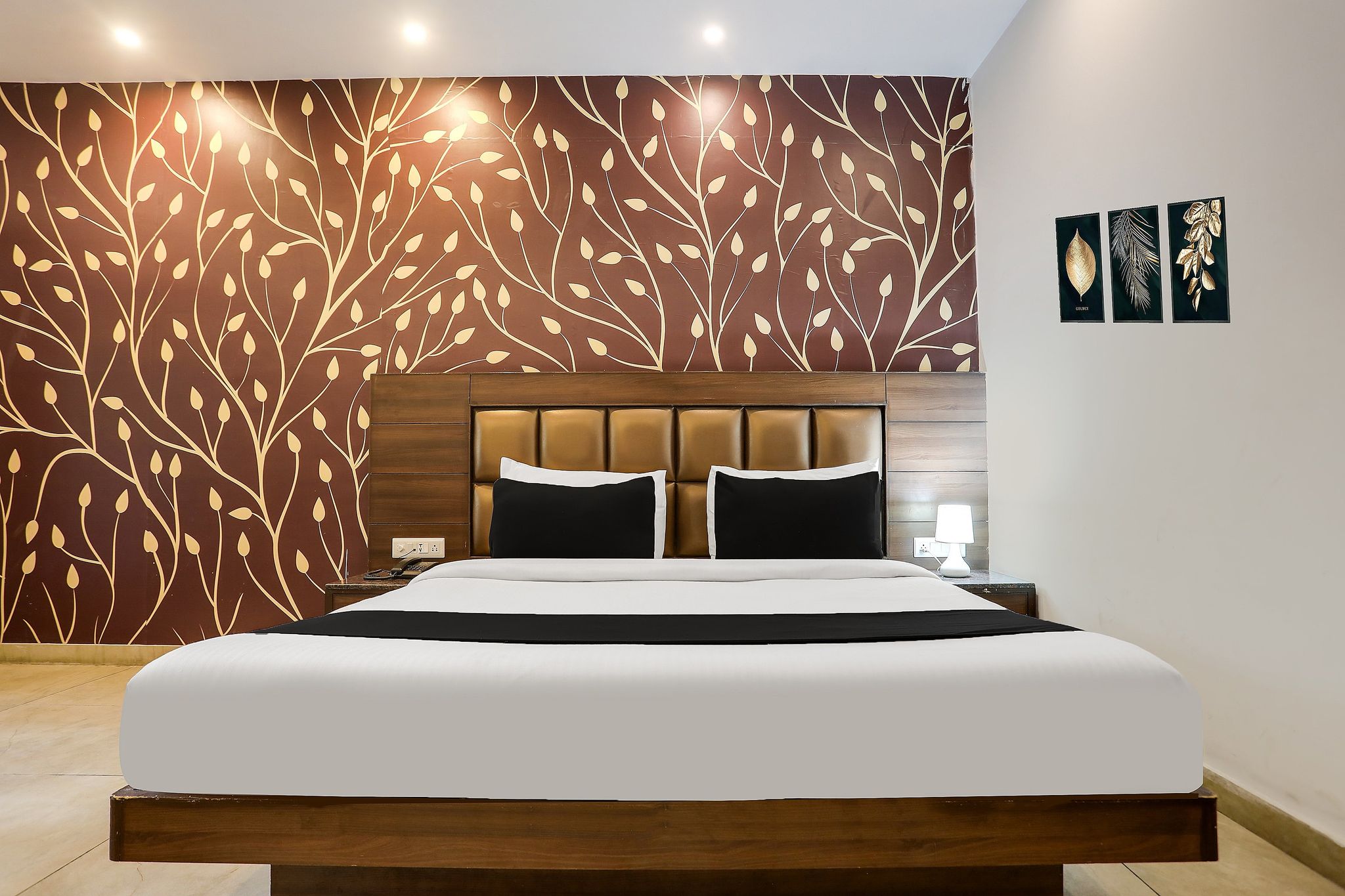 Collection O Mall Road Near St. Georges College Classic 5